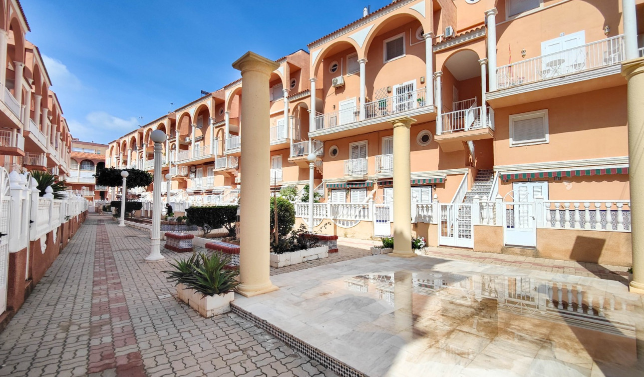Reventa - Apartamento / Piso - Torrevieja - La Mata