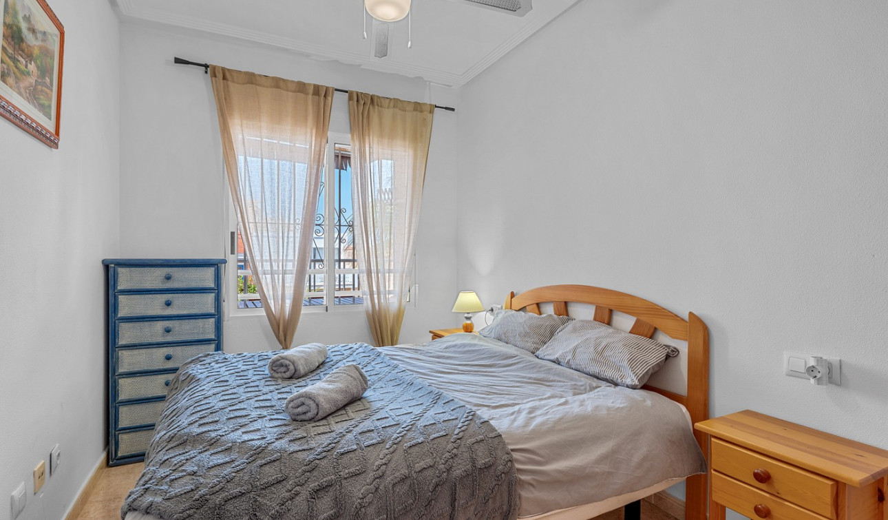 Reventa - Apartamento / Piso - Torrevieja - La Mata
