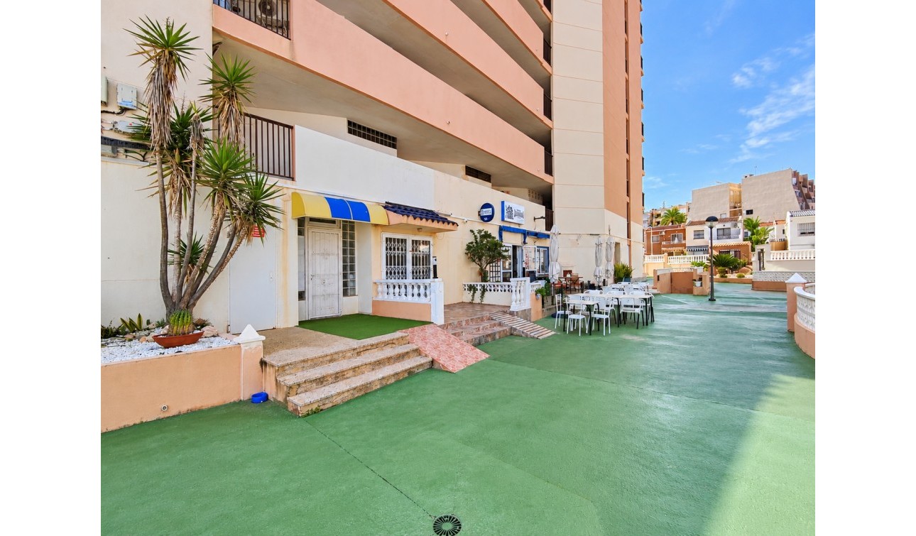 Reventa - Apartamento / Piso - Torrevieja - La Mata