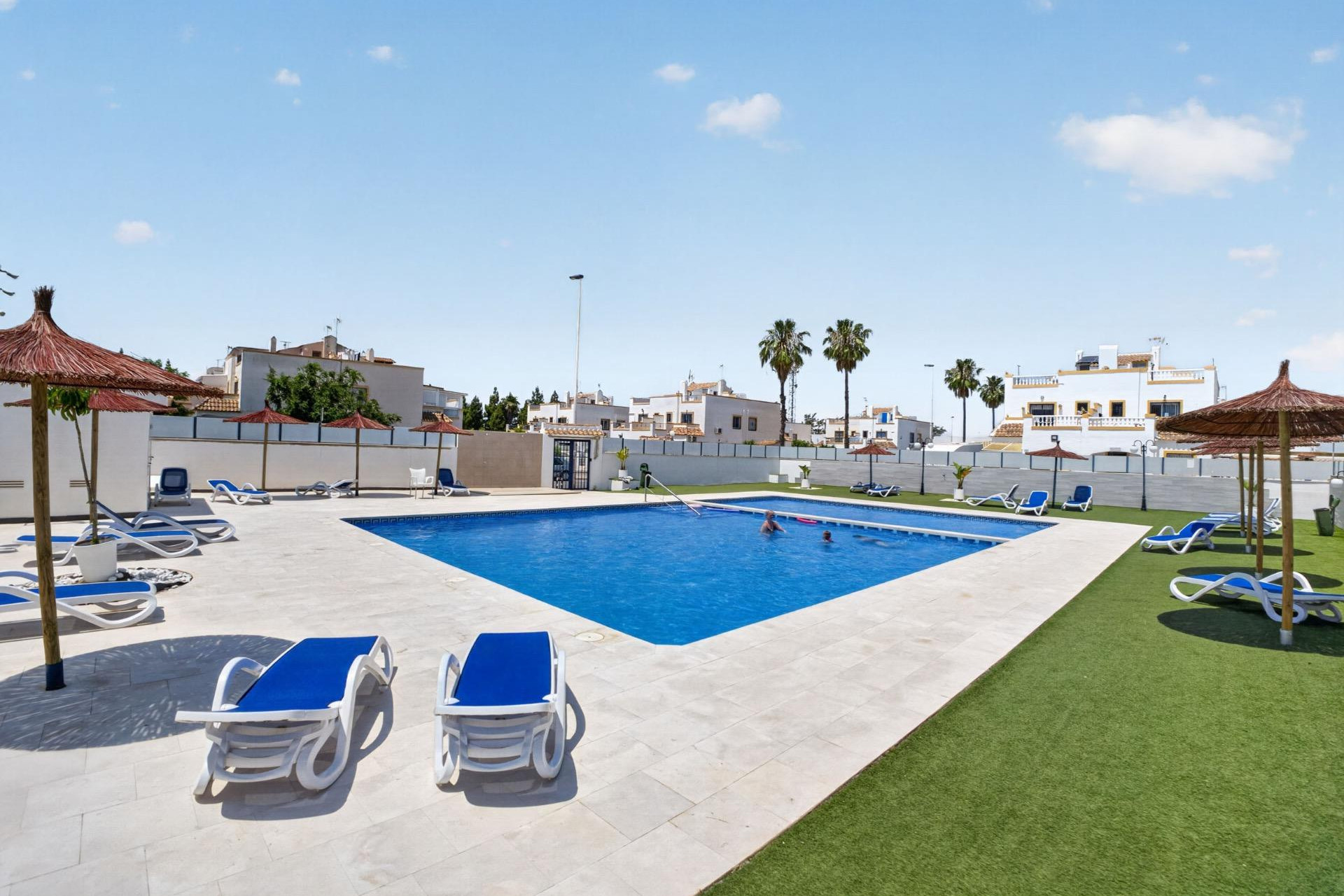 Reventa - Apartamento / Piso - Torrevieja - La Siesta - El Salado - Torreta
