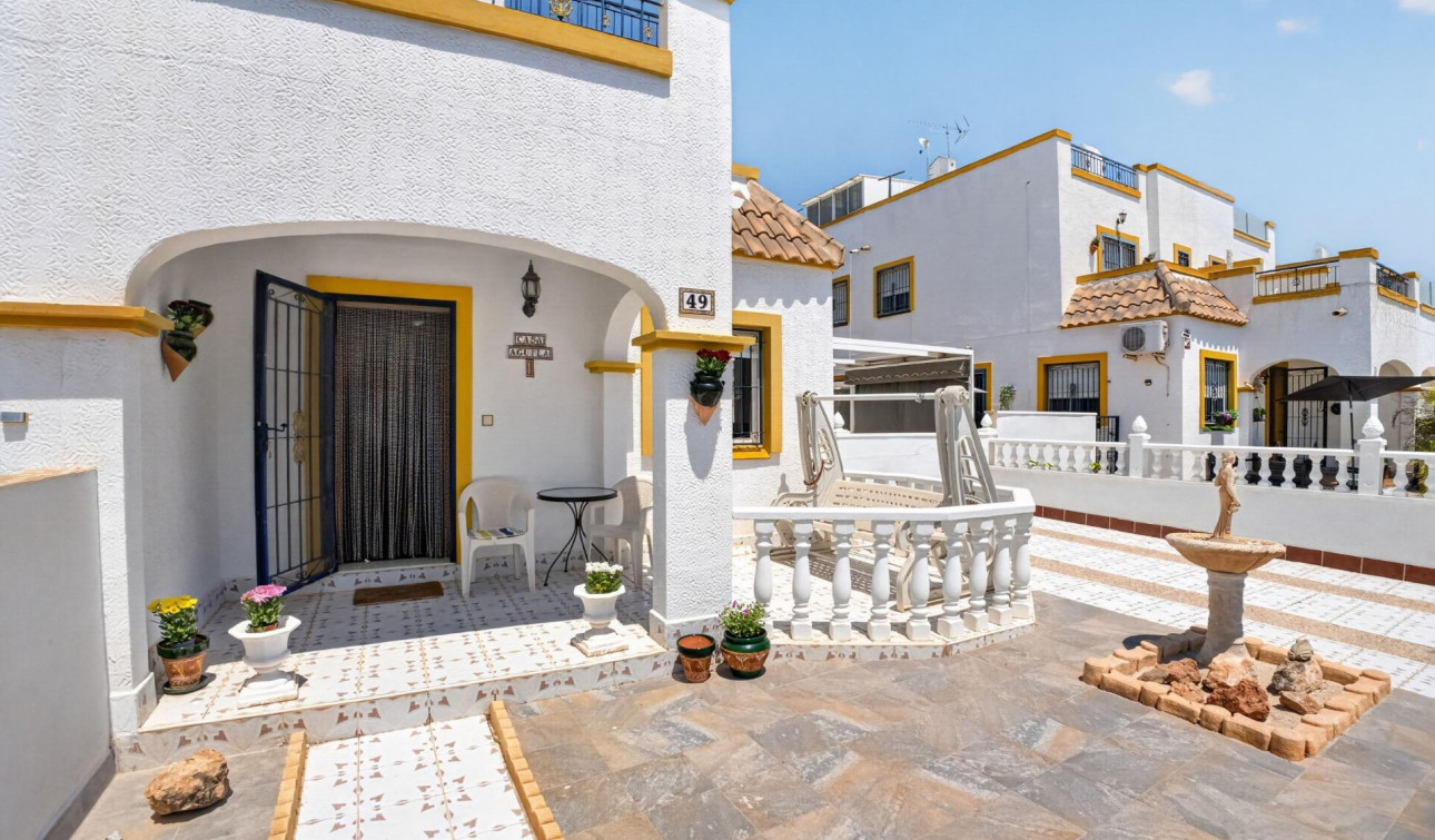 Reventa - Apartamento / Piso - Torrevieja - La Siesta - El Salado - Torreta