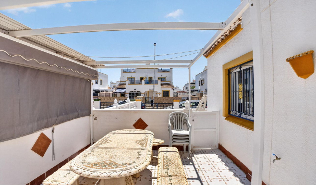 Reventa - Apartamento / Piso - Torrevieja - La Siesta - El Salado - Torreta