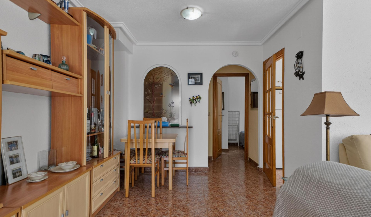 Reventa - Apartamento / Piso - Torrevieja - La Siesta - El Salado - Torreta