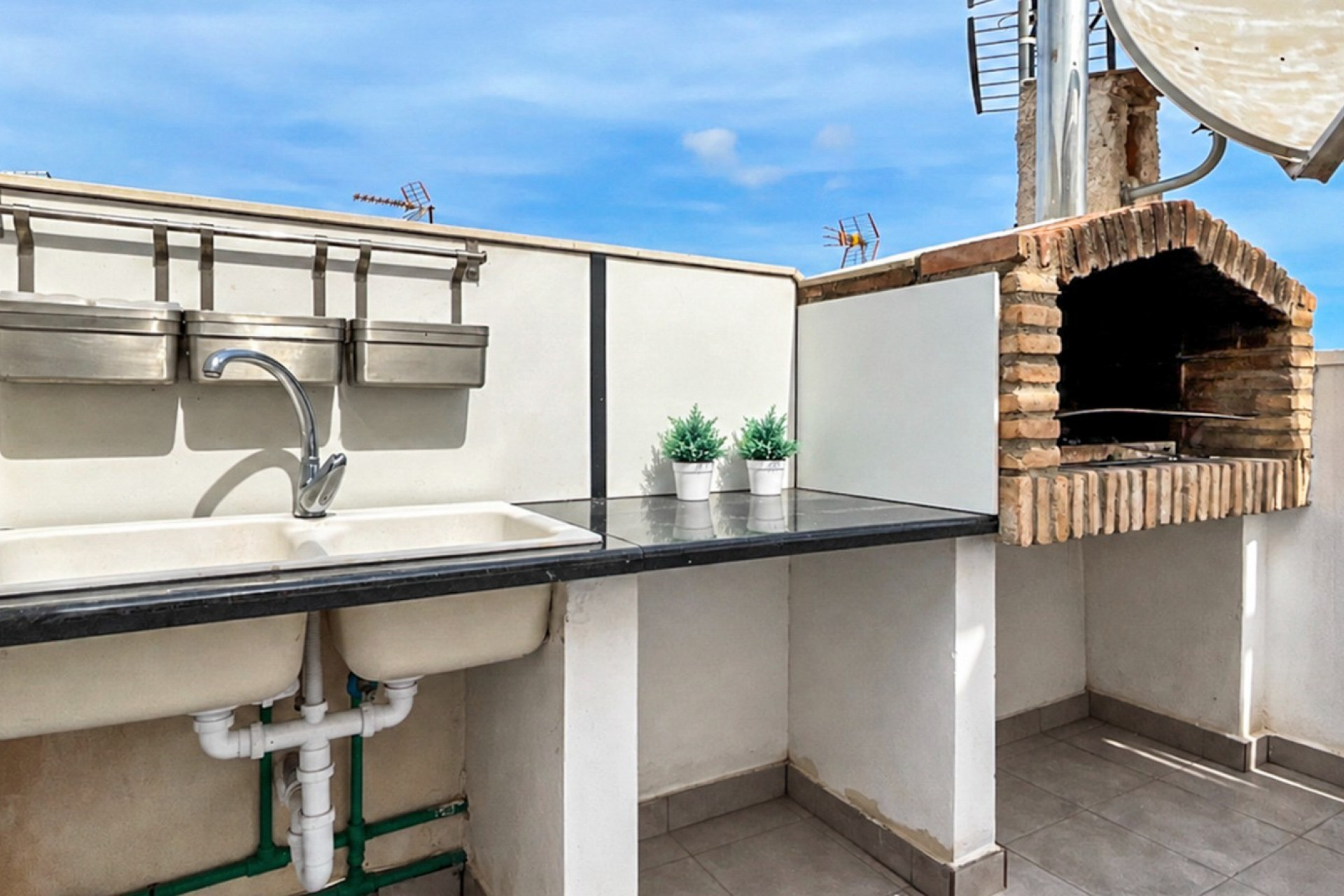 Reventa - Apartamento / Piso - Torrevieja - La Siesta - El Salado -  Torreta