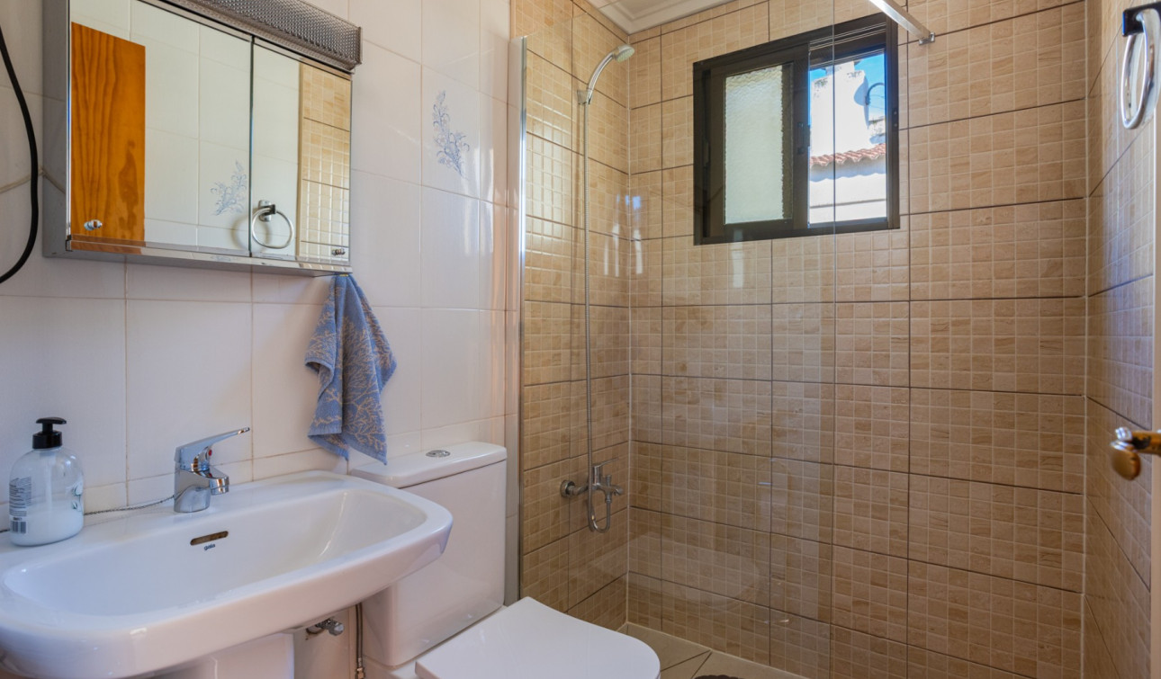 Reventa - Apartamento / Piso - Torrevieja - La Siesta