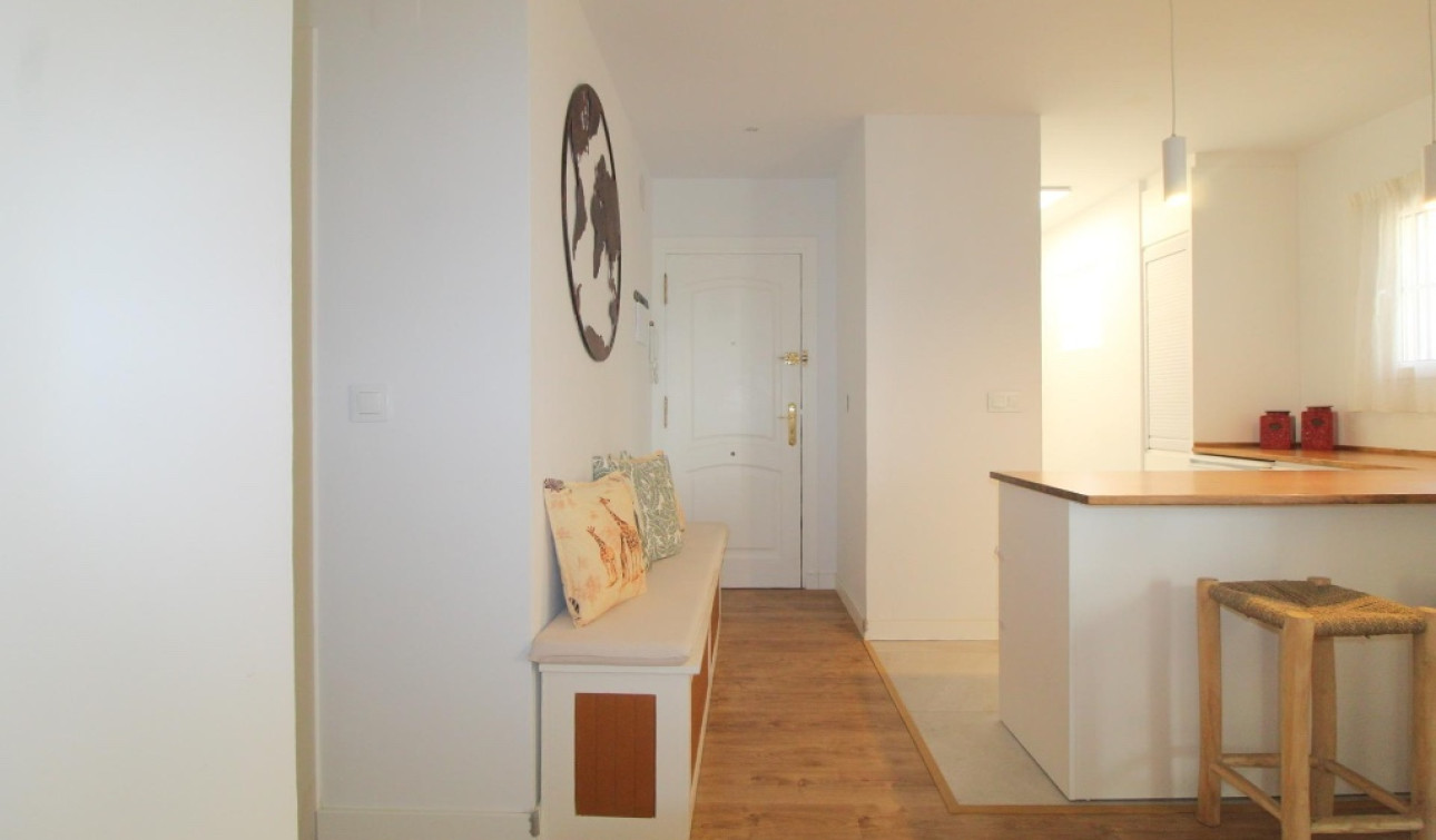 Reventa - Apartamento / Piso - Torrevieja - La Veleta