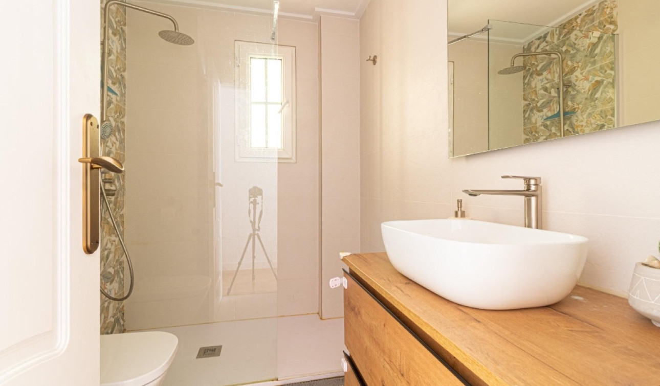 Reventa - Apartamento / Piso - Torrevieja - La Veleta