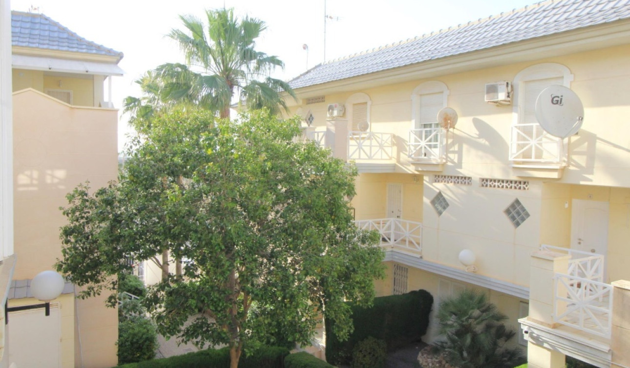 Reventa - Apartamento / Piso - Torrevieja - La Veleta