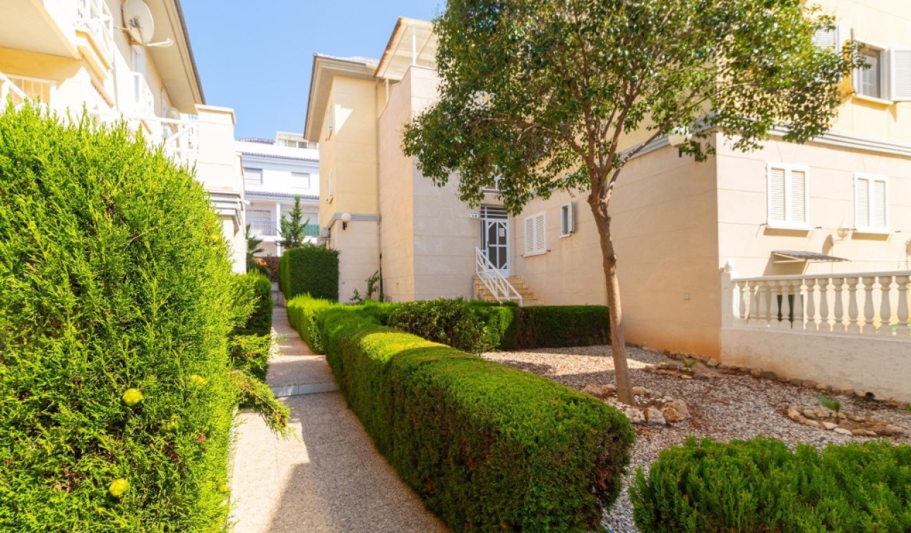 Reventa - Apartamento / Piso - Torrevieja - La Veleta