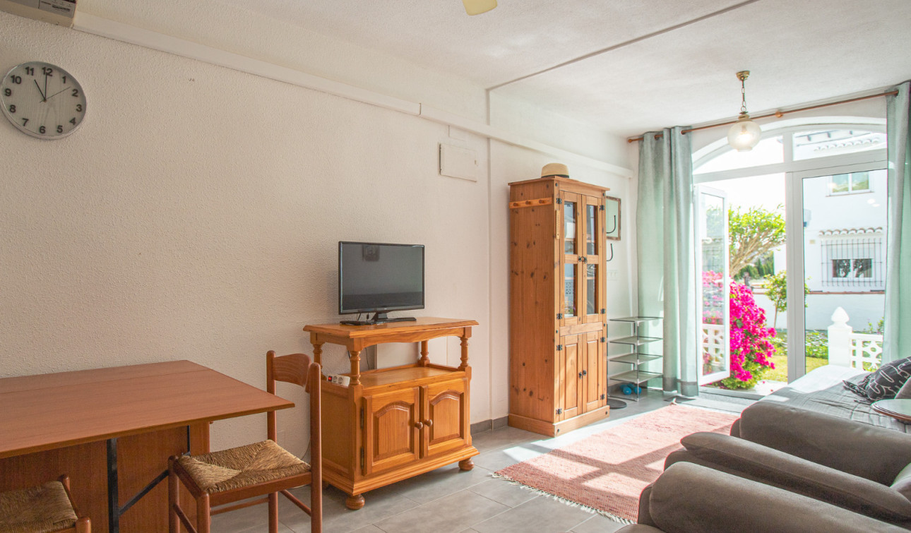 Reventa - Apartamento / Piso - Torrevieja - Lago Jardin