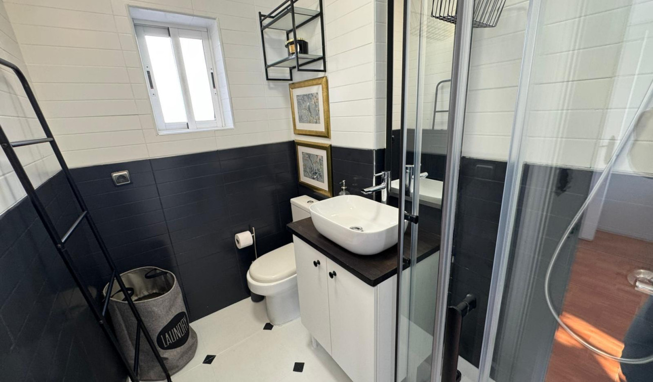 Reventa - Apartamento / Piso - Torrevieja - Los Altos