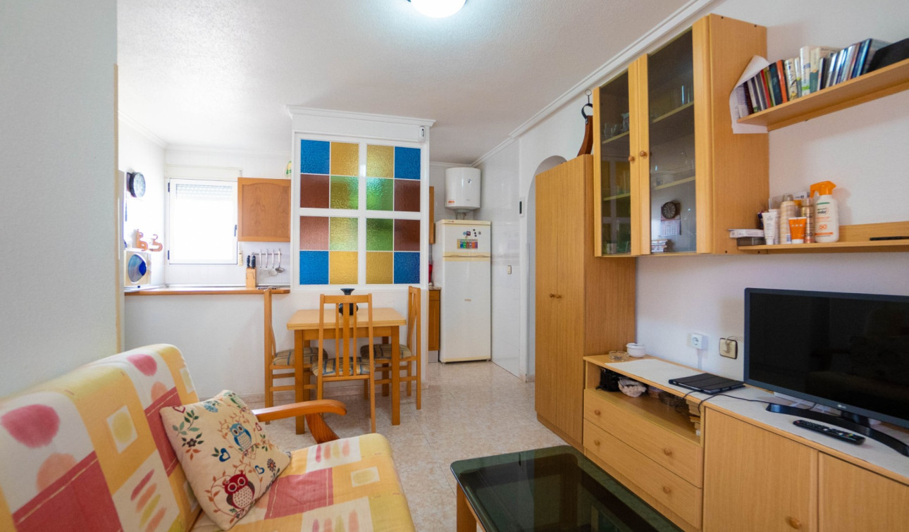 Reventa - Apartamento / Piso - Torrevieja - Los Balcones