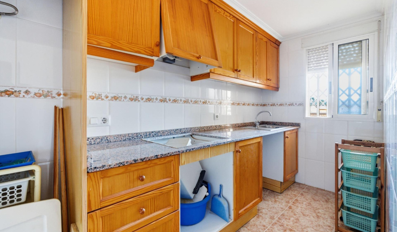 Reventa - Apartamento / Piso - Torrevieja - Playa de los locos