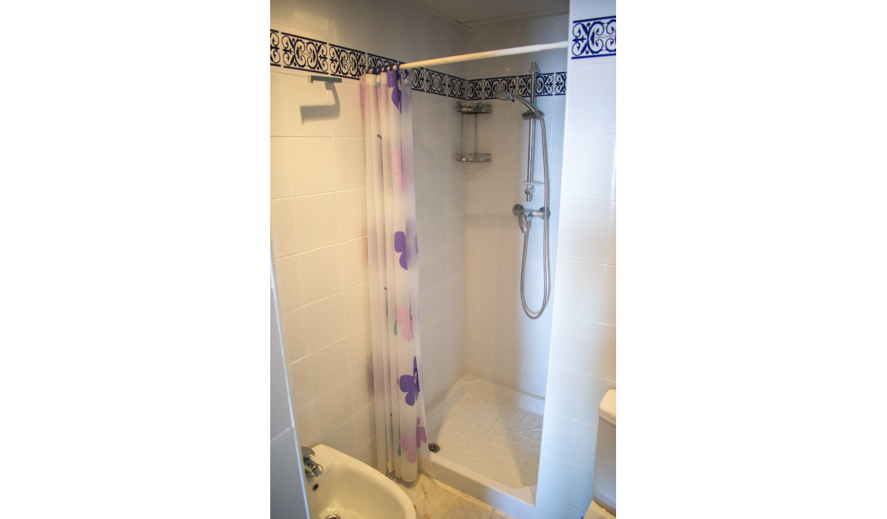 Reventa - Apartamento / Piso - Torrevieja - Playa de los Locos