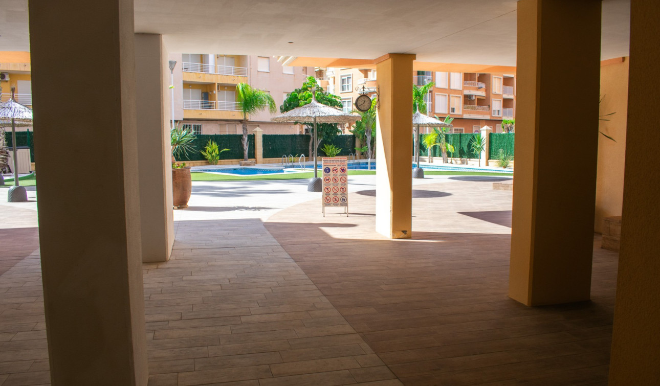 Reventa - Apartamento / Piso - Torrevieja - Playa de los Locos