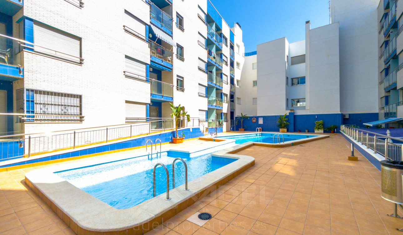 Reventa - Apartamento / Piso - Torrevieja - Playa de los locos