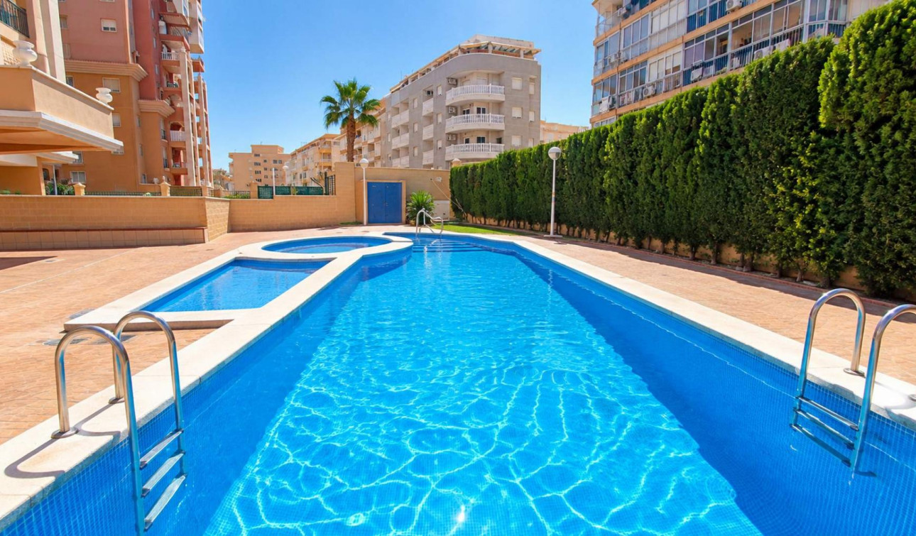 Reventa - Apartamento / Piso - Torrevieja - Playa de los Locos