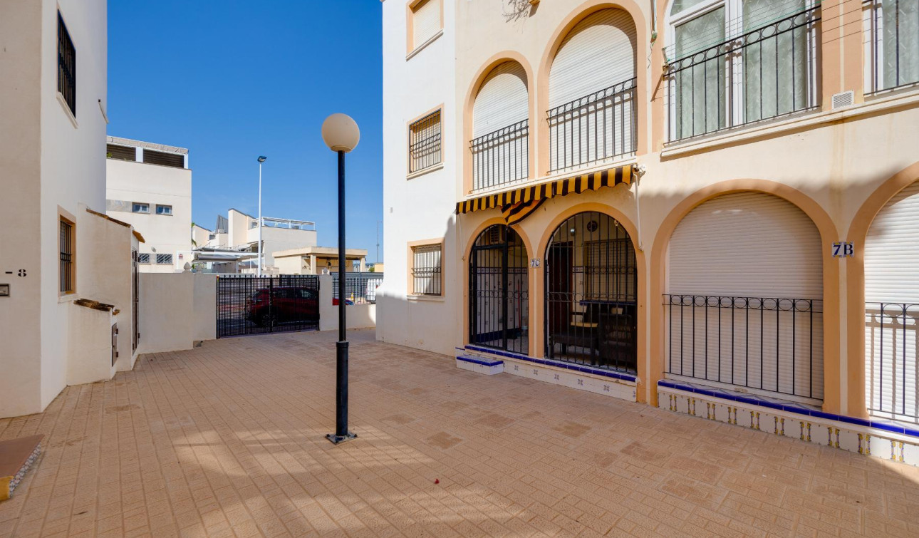 Reventa - Apartamento / Piso - Torrevieja - playa de los naufragos