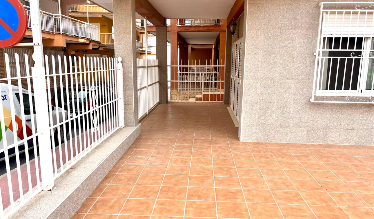 Reventa - Apartamento / Piso - Torrevieja - Playa de los Naufragos