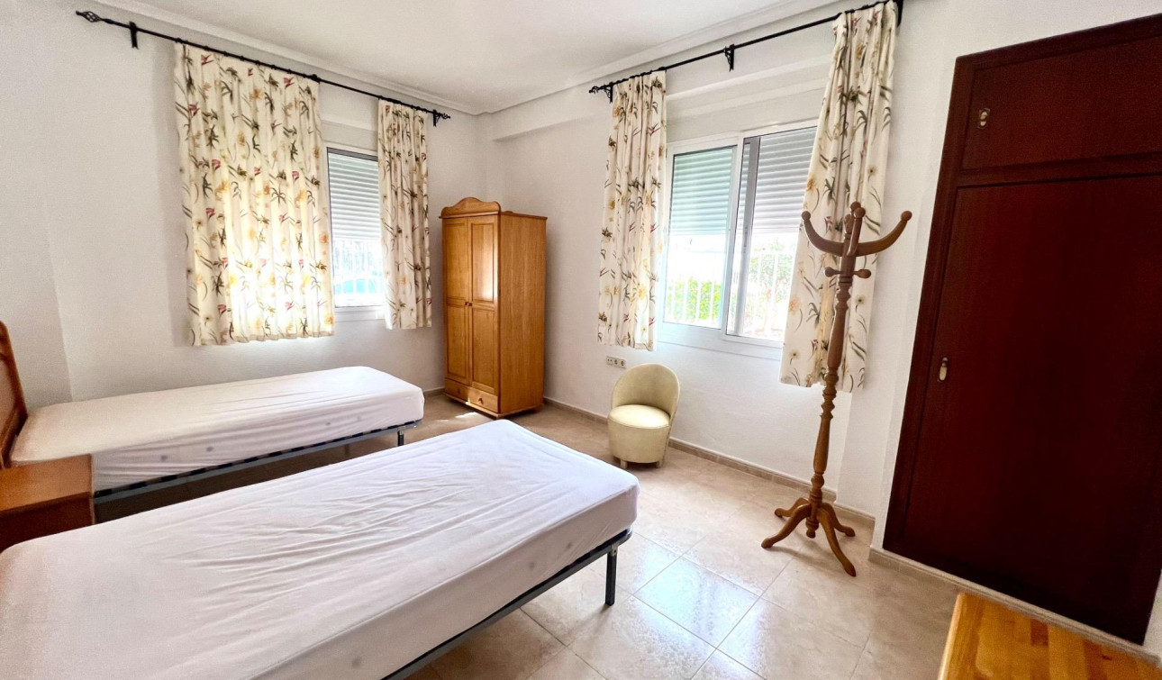 Reventa - Apartamento / Piso - Torrevieja - Playa de los Naufragos