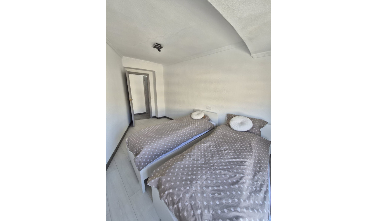 Reventa - Apartamento / Piso - Torrevieja - Playa del Acequión