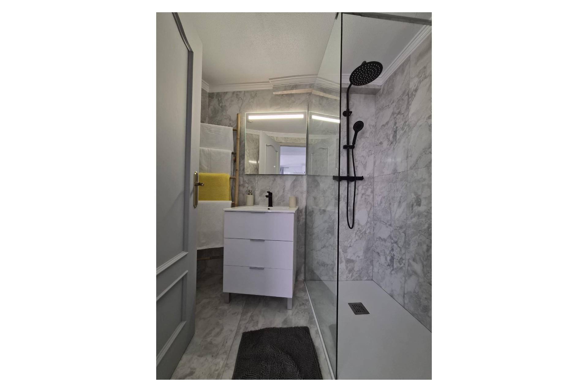 Reventa - Apartamento / Piso - Torrevieja - Playa del Acequión