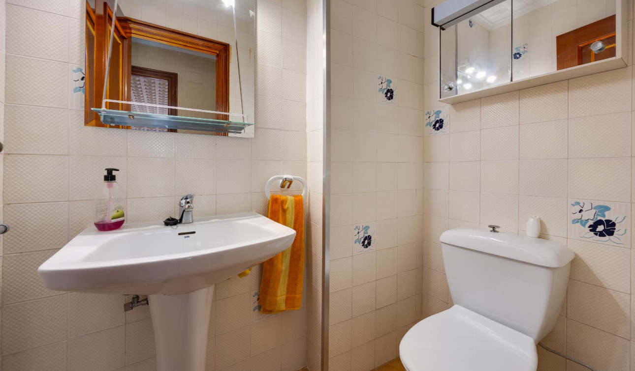 Reventa - Apartamento / Piso - Torrevieja - Playa del Acequión