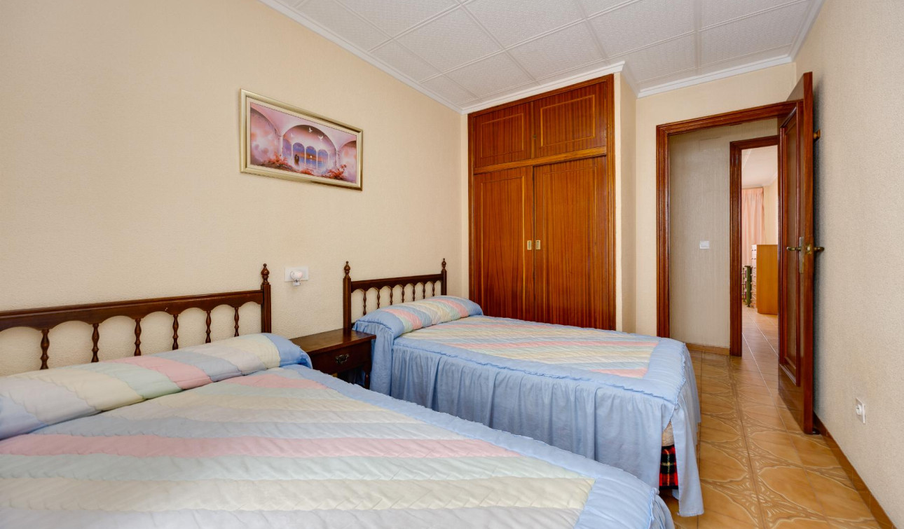Reventa - Apartamento / Piso - Torrevieja - Playa del Acequión