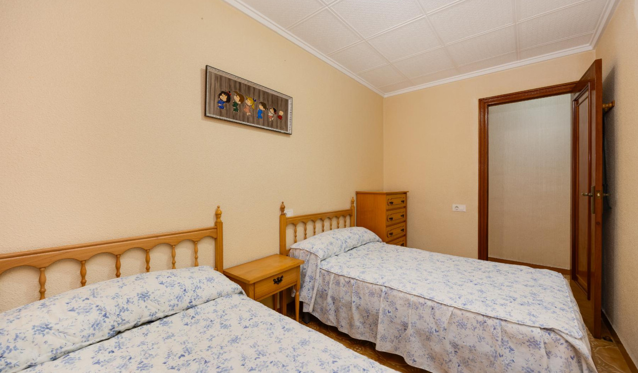 Reventa - Apartamento / Piso - Torrevieja - Playa del Acequión