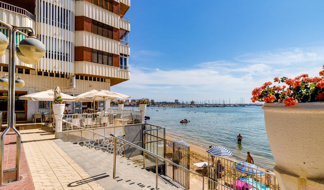 Reventa - Apartamento / Piso - Torrevieja - Playa del Acequión
