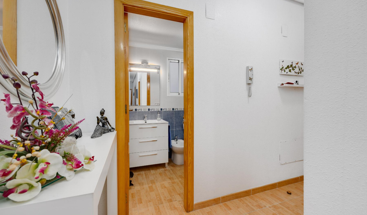 Reventa - Apartamento / Piso - Torrevieja - Playa del Acequión