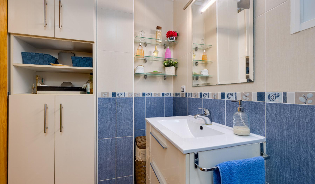 Reventa - Apartamento / Piso - Torrevieja - Playa del Acequión