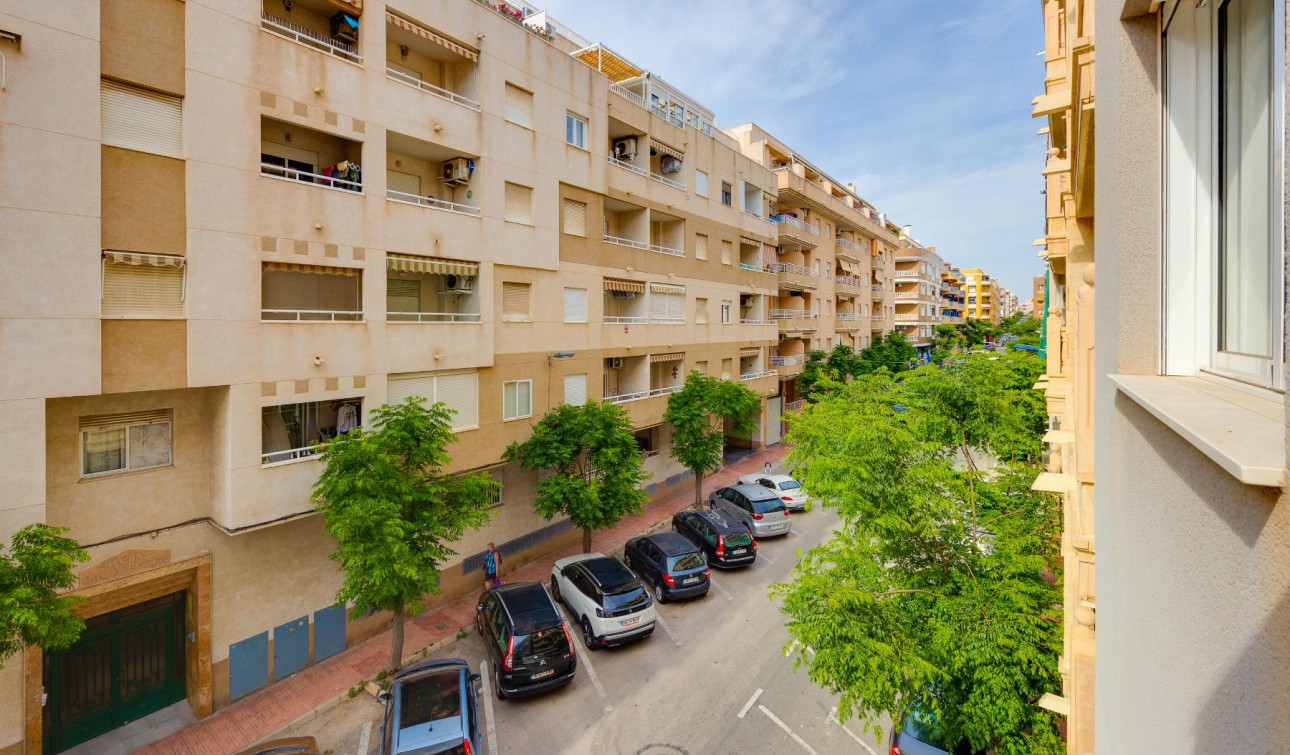 Reventa - Apartamento / Piso - Torrevieja - Playa del Acequión