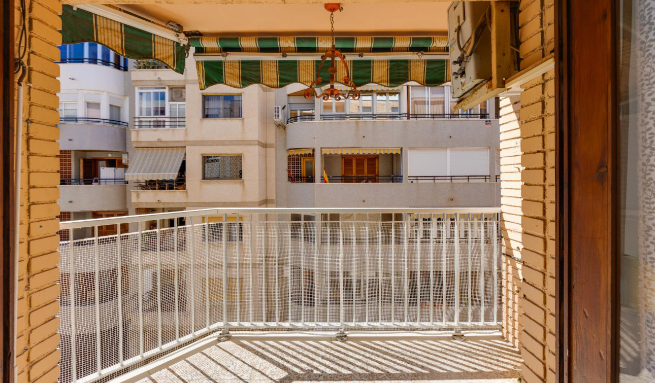 Reventa - Apartamento / Piso - Torrevieja - Playa del Acequión