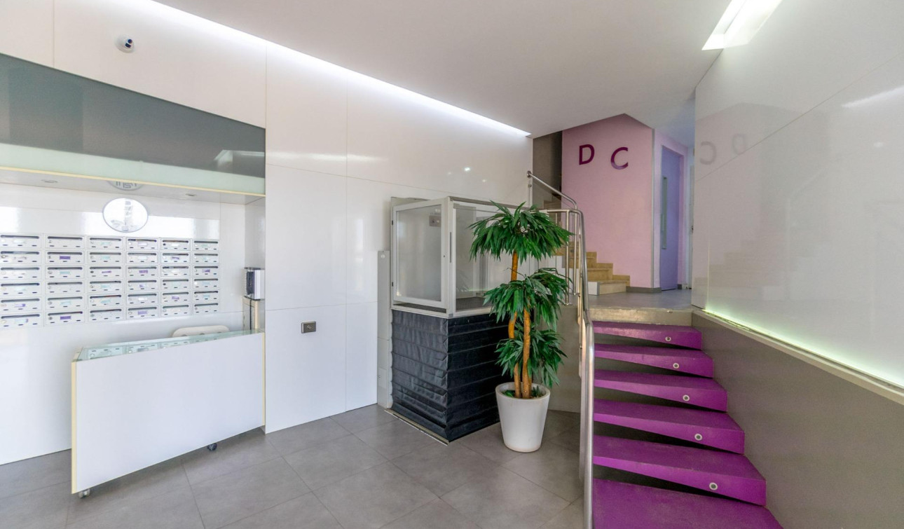 Reventa - Apartamento / Piso - Torrevieja - Playa del cura