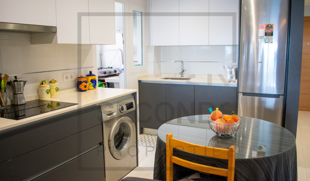 Reventa - Apartamento / Piso - Torrevieja - Playa del Cura