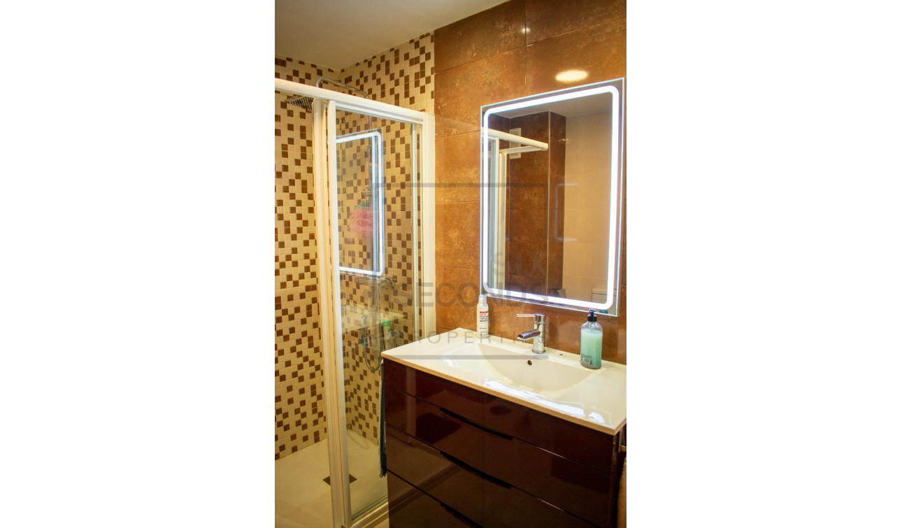 Reventa - Apartamento / Piso - Torrevieja - Playa del Cura