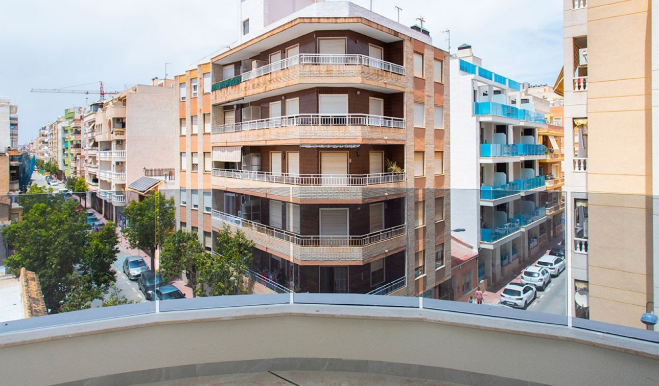 Reventa - Apartamento / Piso - Torrevieja - Playa del Cura