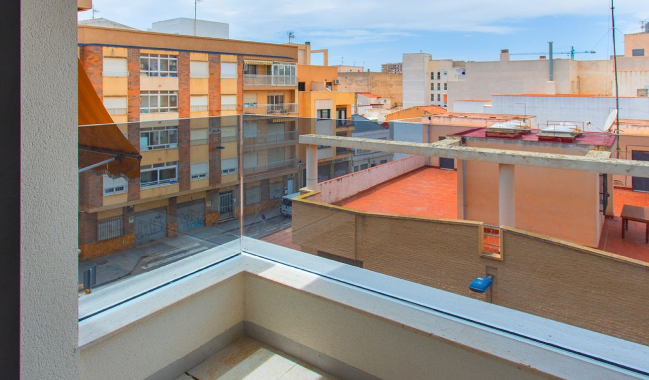 Reventa - Apartamento / Piso - Torrevieja - Playa del Cura