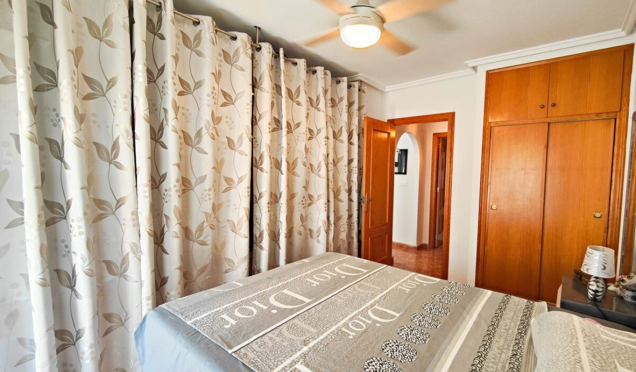 Reventa - Apartamento / Piso - Torrevieja - Playa del Cura