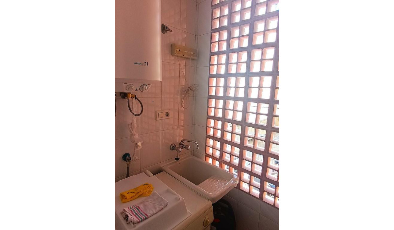 Reventa - Apartamento / Piso - Torrevieja - Playa del Cura