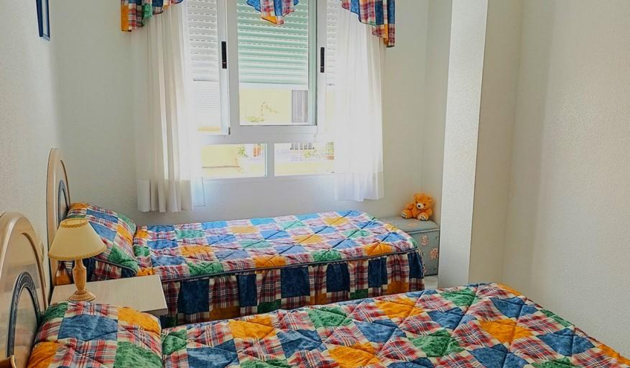 Reventa - Apartamento / Piso - Torrevieja - Playa del Cura