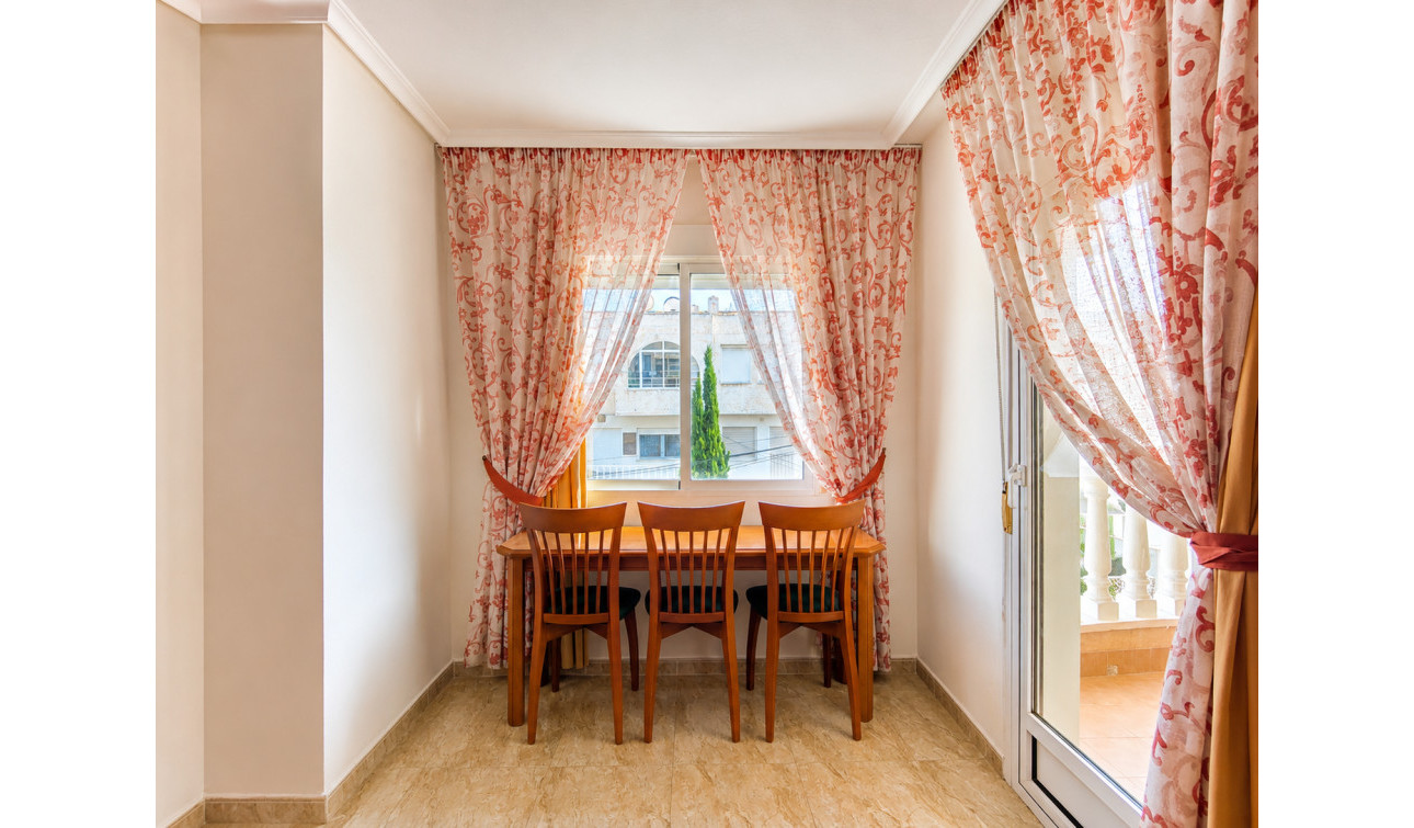 Reventa - Apartamento / Piso - Torrevieja - Playa del Cura
