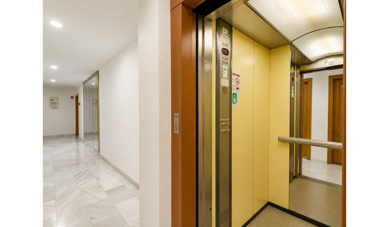 Reventa - Apartamento / Piso - Torrevieja - Playa del Cura