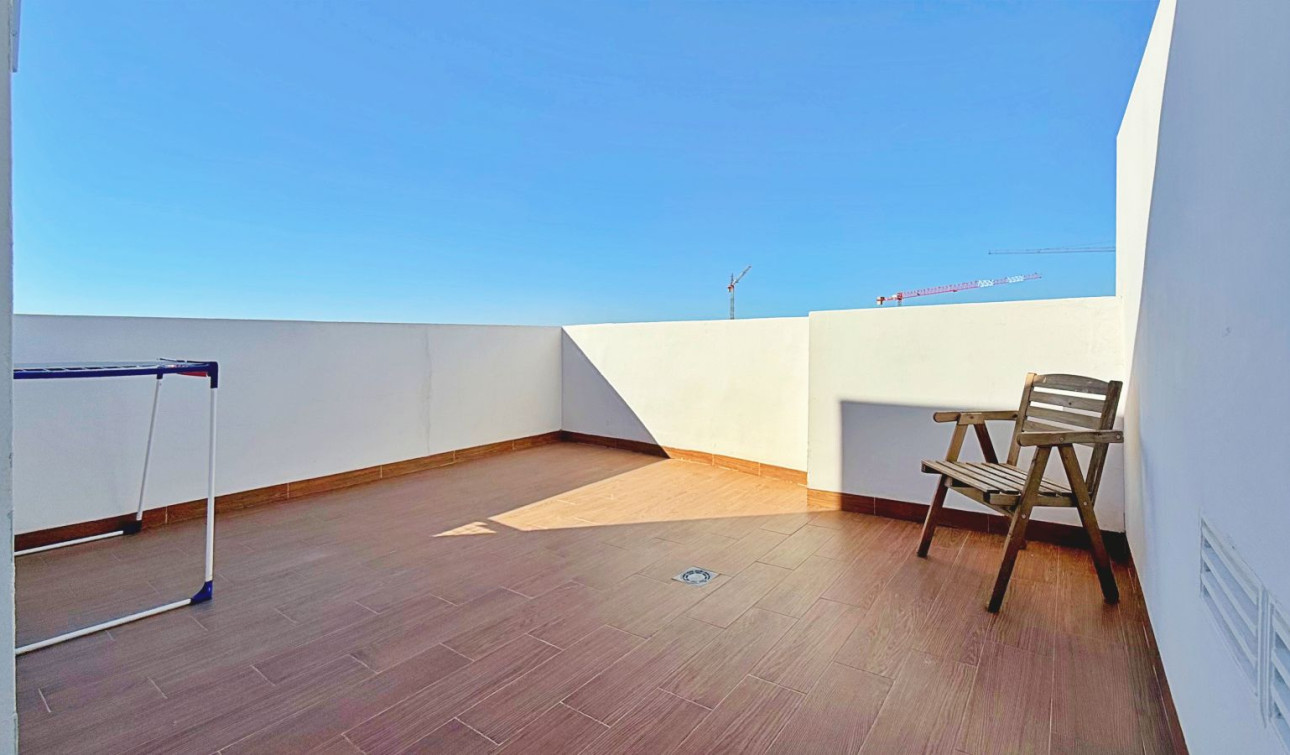 Reventa - Apartamento / Piso - Torrevieja - Punta Prima