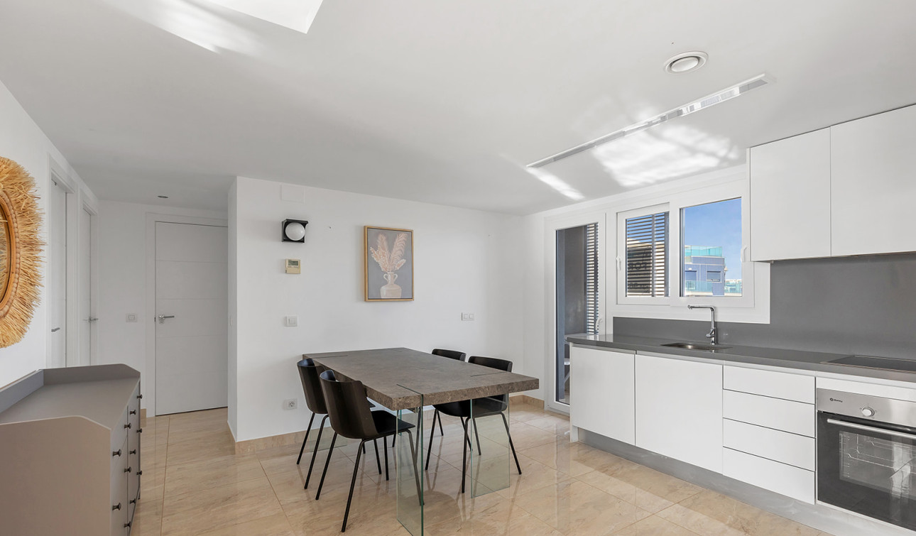 Reventa - Apartamento / Piso - Torrevieja - Punta Prima