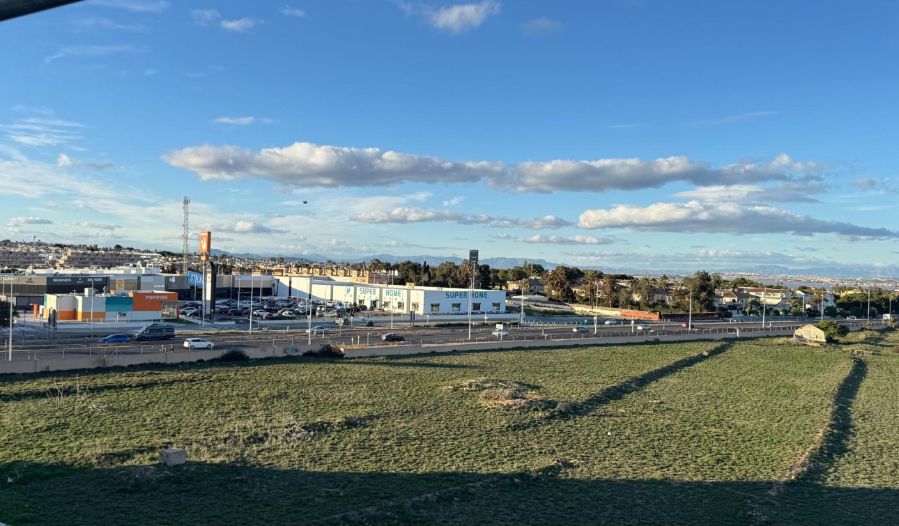 Reventa - Apartamento / Piso - Torrevieja - Punta prima