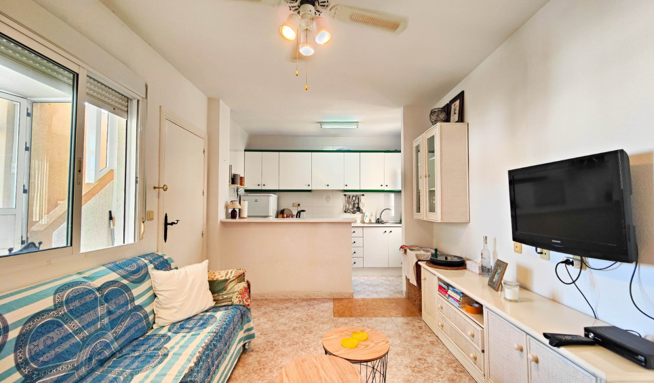 Reventa - Apartamento / Piso - Torrevieja - Punta Prima