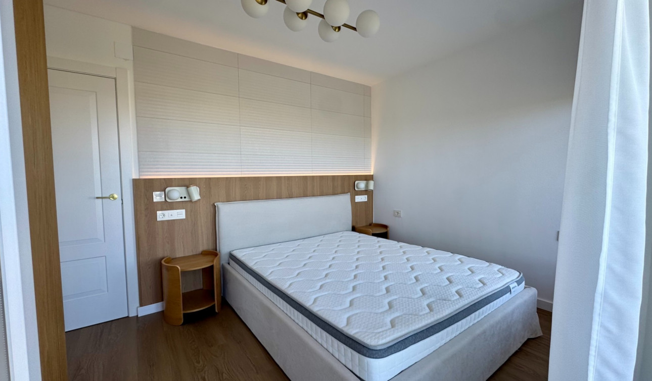 Reventa - Apartamento / Piso - Torrevieja - Punta Prima