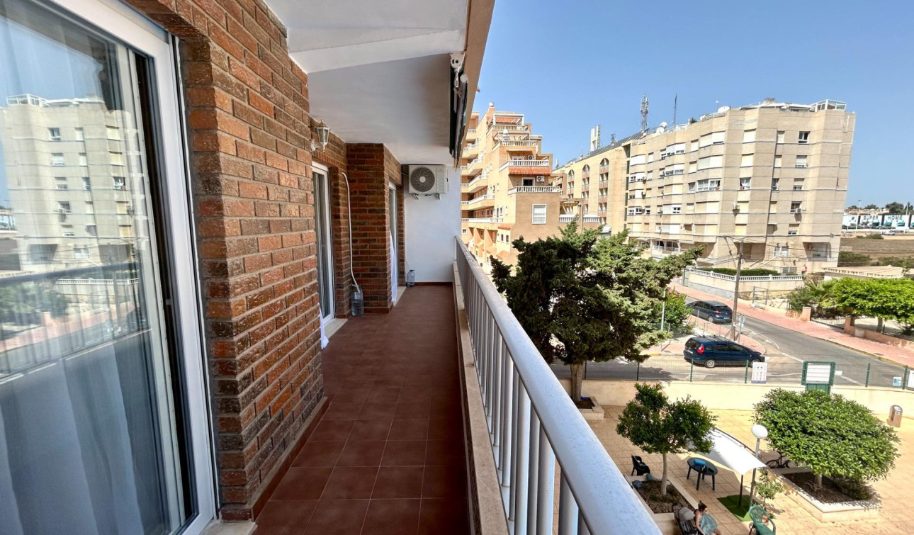 Reventa - Apartamento / Piso - Torrevieja - Punta prima